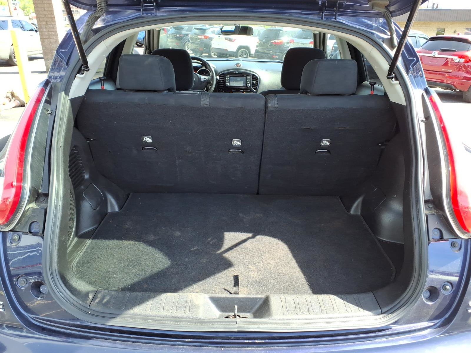 Used 2015 Nissan Juke SV w/ Technology Package AWD/4WD image 11