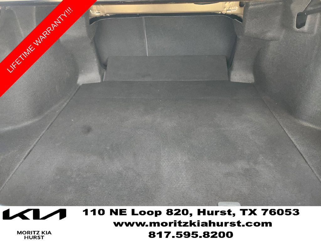 Used 2021 Toyota Camry LE FWD image 31
