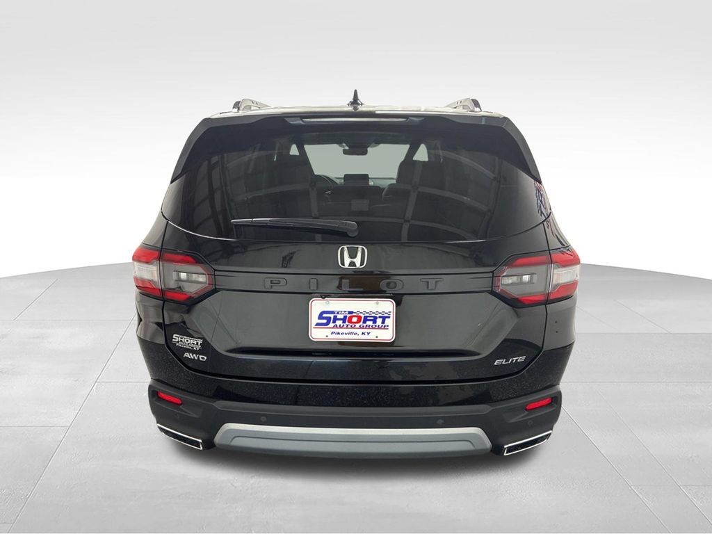 Used 2024 Honda Pilot Elite image 5