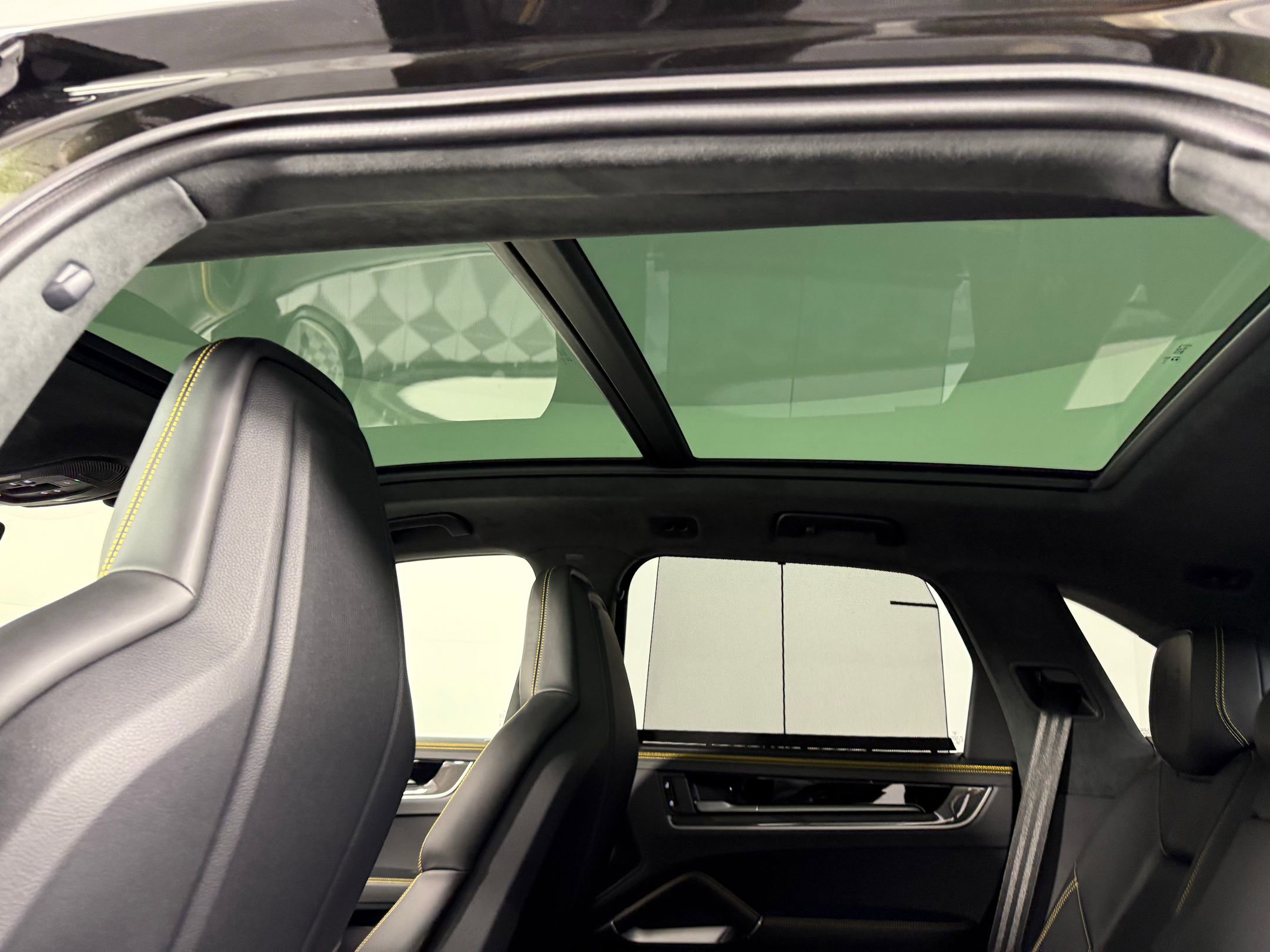 New 2026 Porsche Cayenne GTS image 19