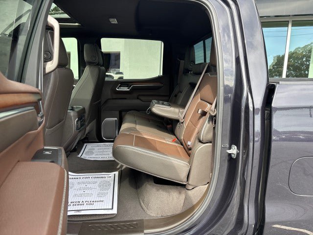 Used 2025 GMC Sierra 1500 Denali w/ Denali Reserve Package AWD/4WD image 34