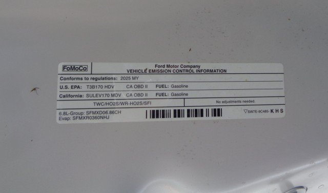 Used 2025 Ford F250 XL AWD/4WD image 11