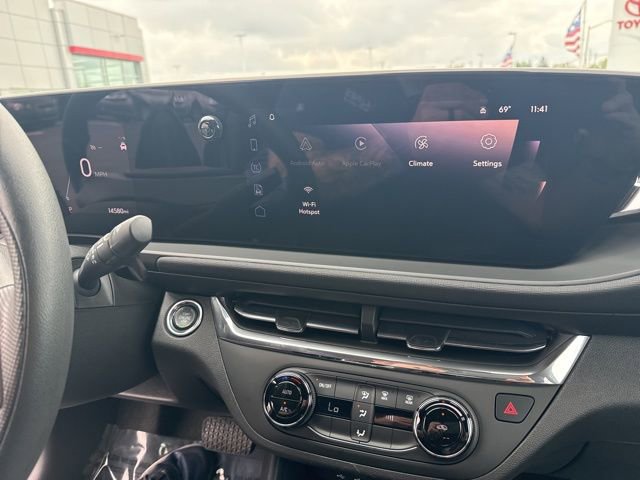 Used 2025 Buick Envista Preferred image 22