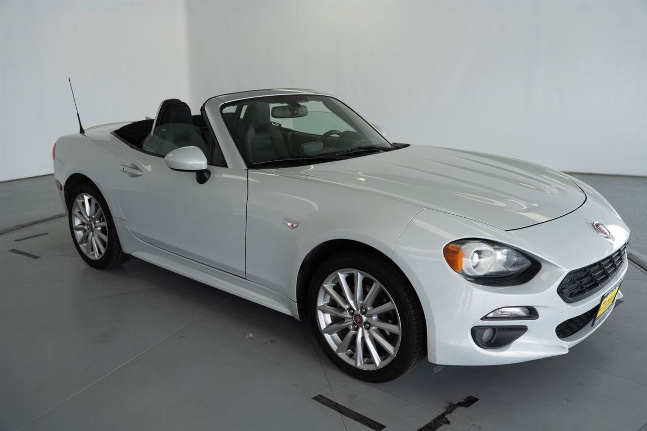 Used 2019 FIAT 124 Spider Lusso w/ Convenience Group RWD image 11
