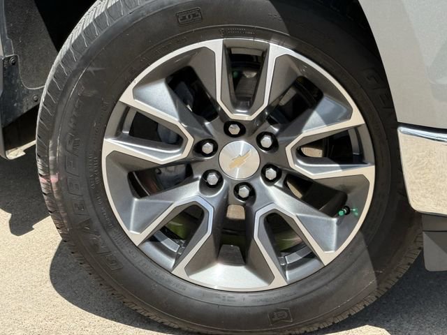 Used 2024 Chevrolet Silverado 1500 LT image 7