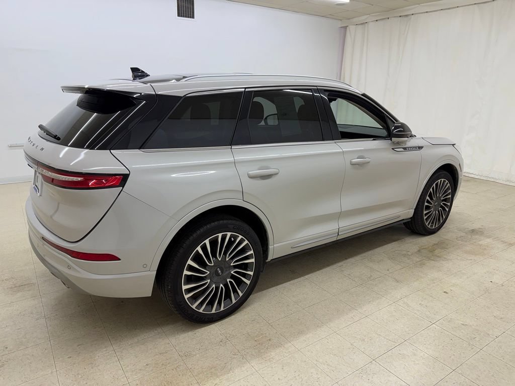 Used 2020 Lincoln Corsair Reserve w/ Equipment Group 201A AWD/4WD image 6