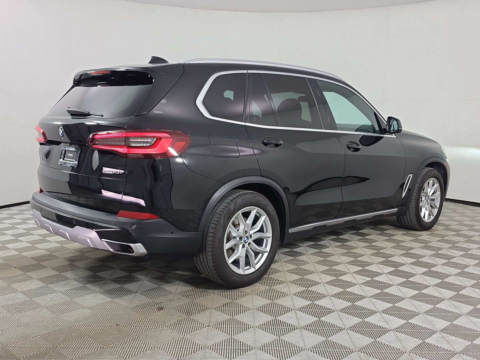 Used 2020 BMW X5 sDrive40i w/ Premium Package RWD image 7