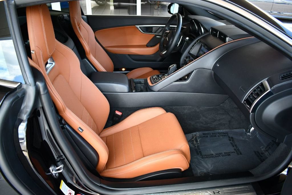 Used 2018 Jaguar F-TYPE Coupe RWD image 38