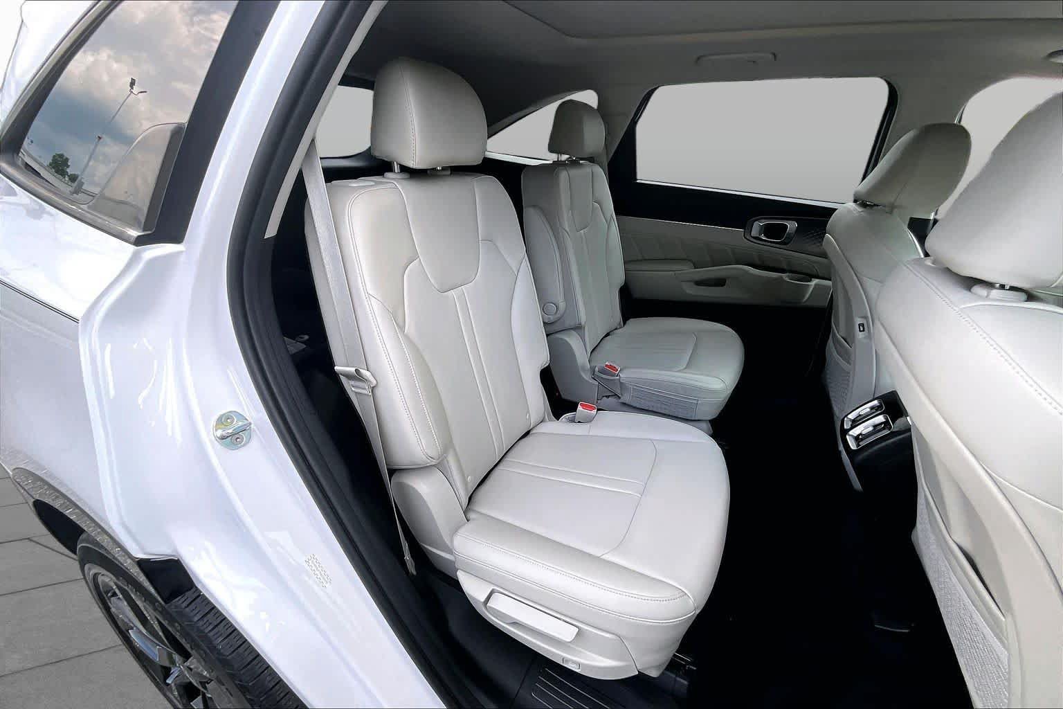Used 2022 Kia Sorento SX FWD image 20