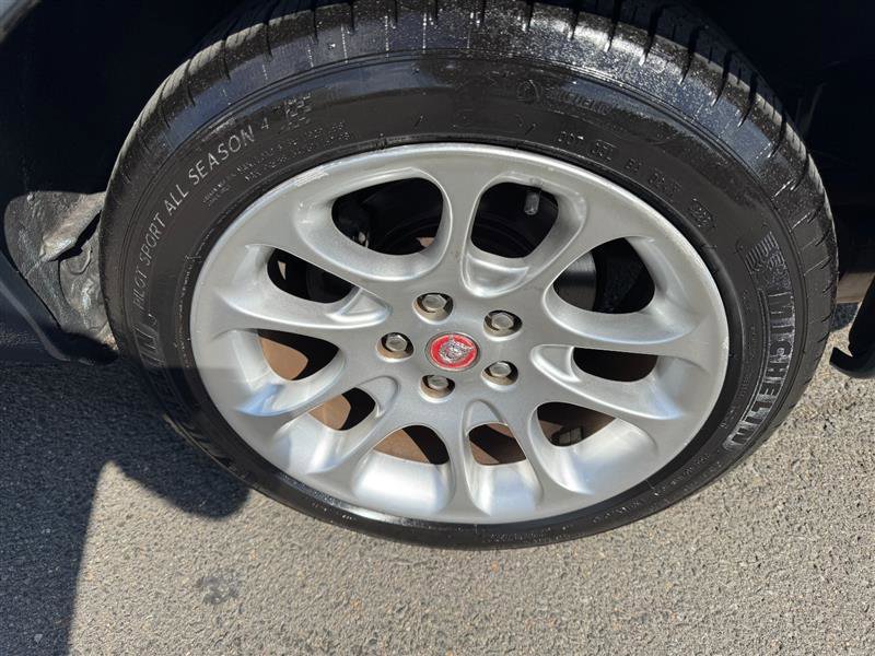 Used 2000 Jaguar XK8 Convertible image 14