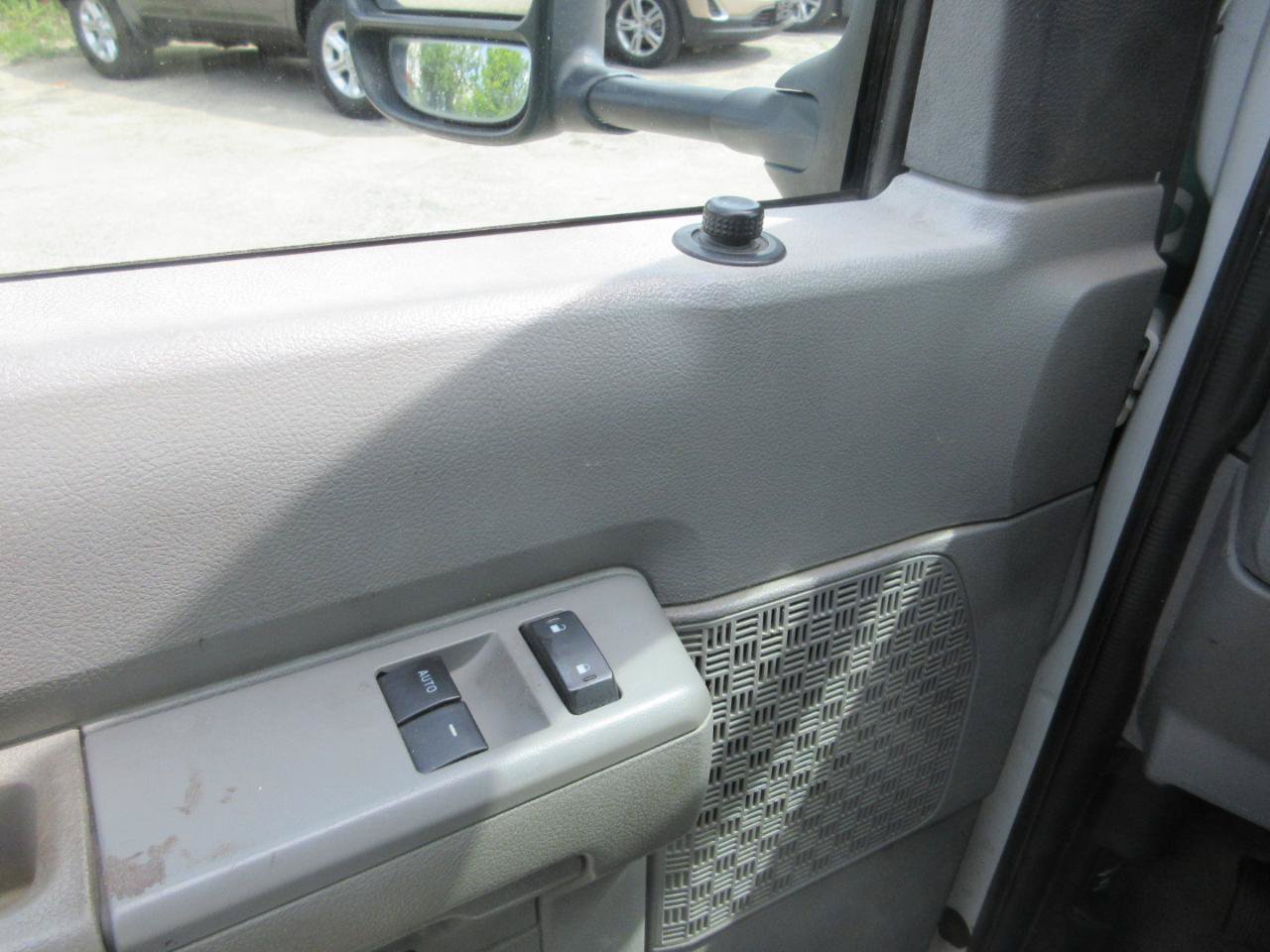Used 2012 Ford E-350 and Econoline 350 Super Duty w/ PWR Locks & Windows Group RWD image 27