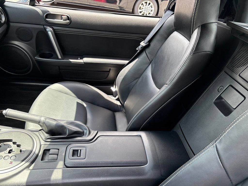 Used 2012 MAZDA MX-5 Miata Special Edition RWD image 13