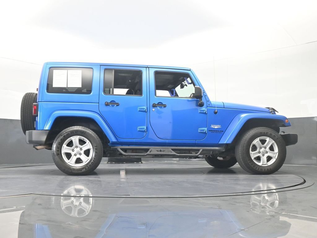 Used 2015 Jeep Wrangler Unlimited Sahara w/ Dual Top Group image 53