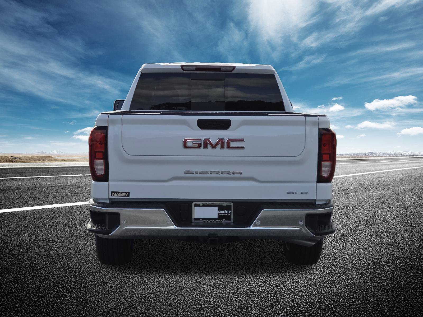 Used 2025 GMC Sierra 1500 SLE w/ Preferred Package AWD/4WD image 19