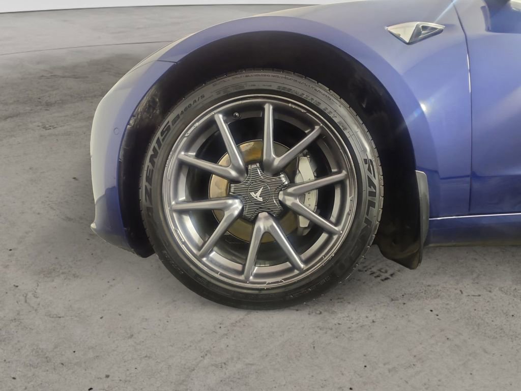 Used 2018 Tesla Model 3 Long Range image 14