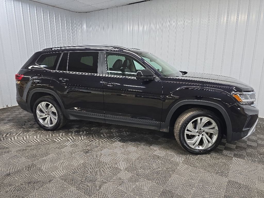 Used 2023 Volkswagen Atlas SE w/ Panoramic Sunroof Package