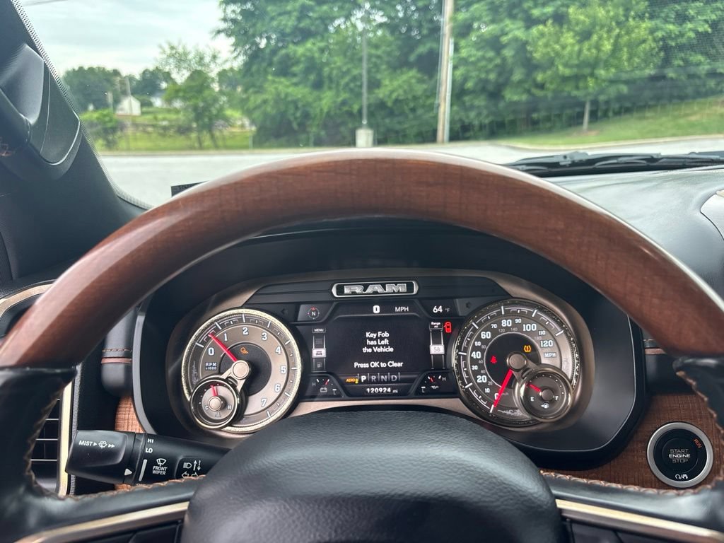 Used 2019 RAM 1500 Limited w/ Off Road Group AWD/4WD image 26