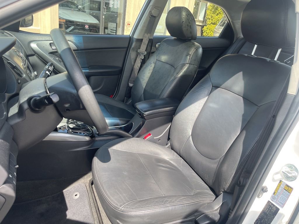 Used 2013 Kia Forte EX FWD image 11