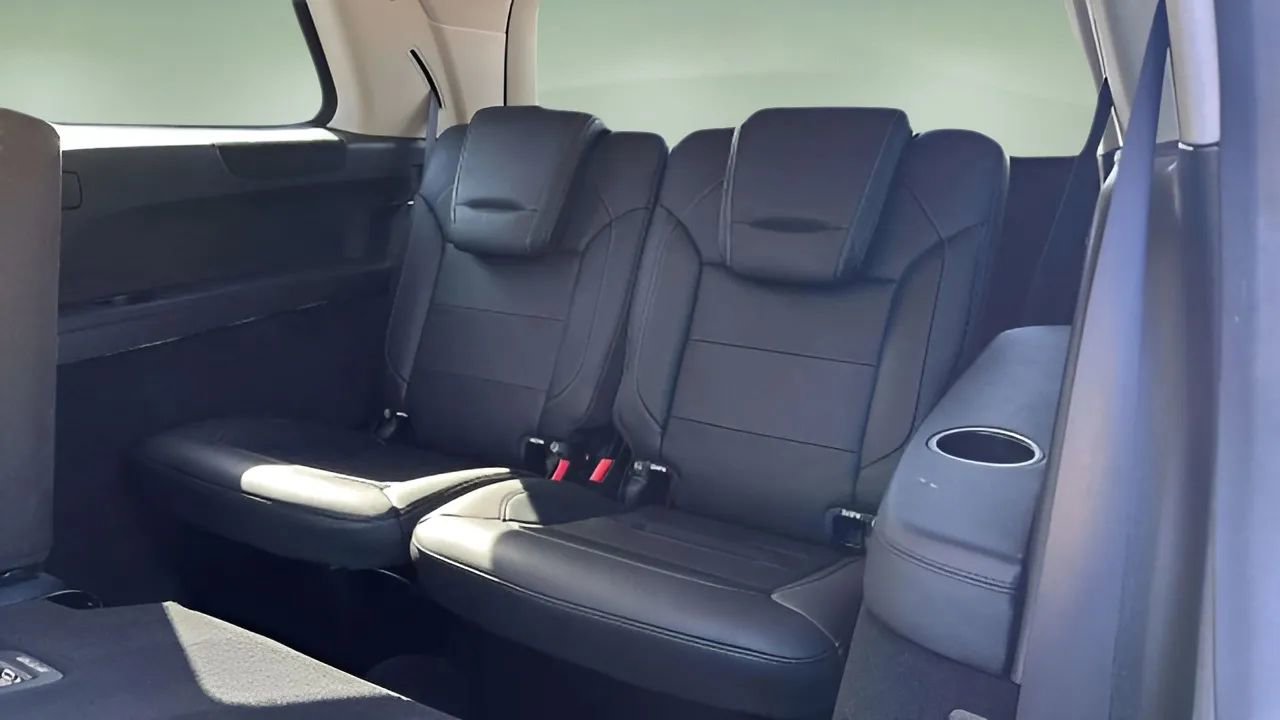 Used 2017 Mercedes-Benz GLS 450 4MATIC image 42