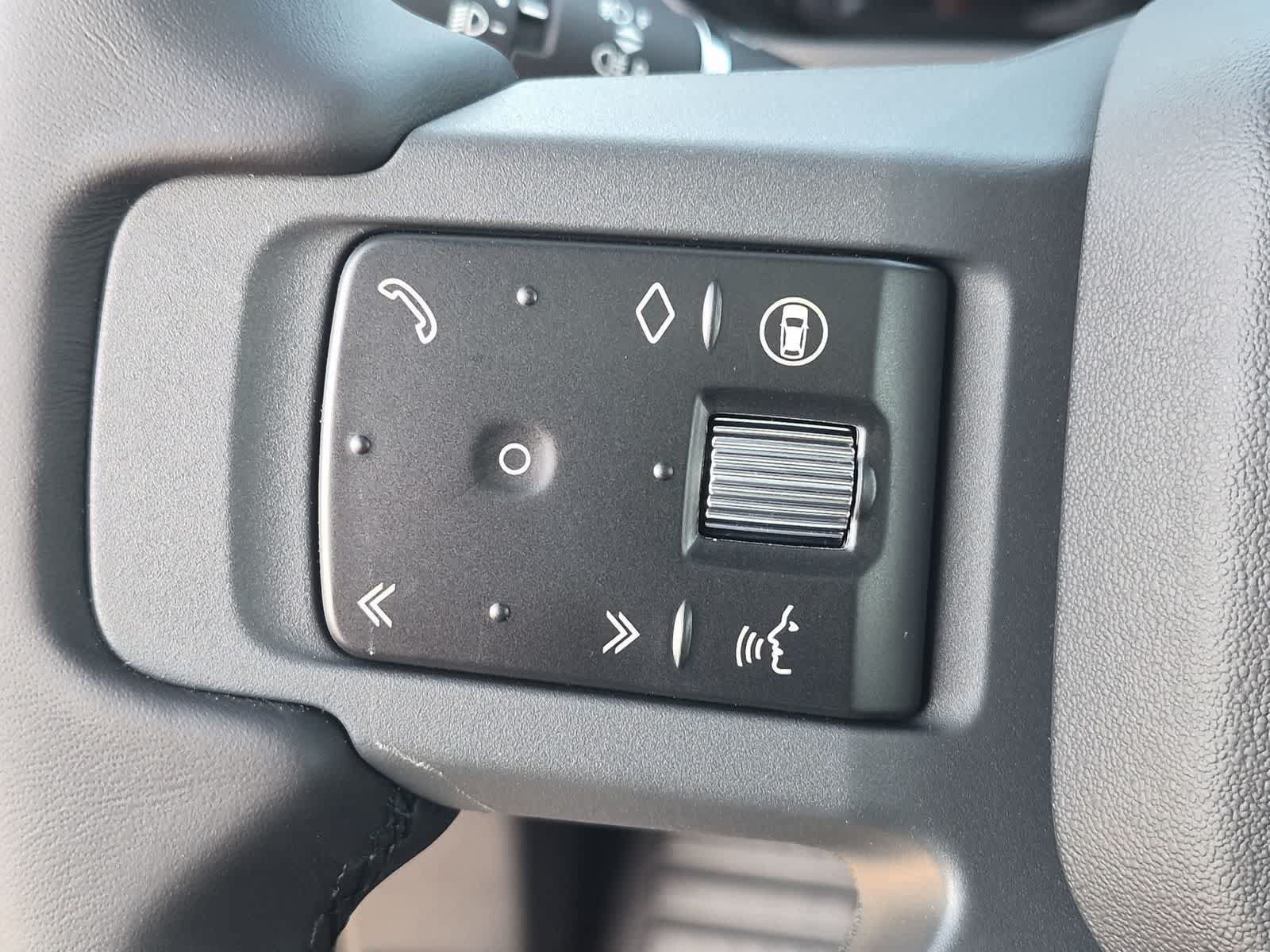 New 2026 Land Rover Defender 110 S AWD/4WD image 18
