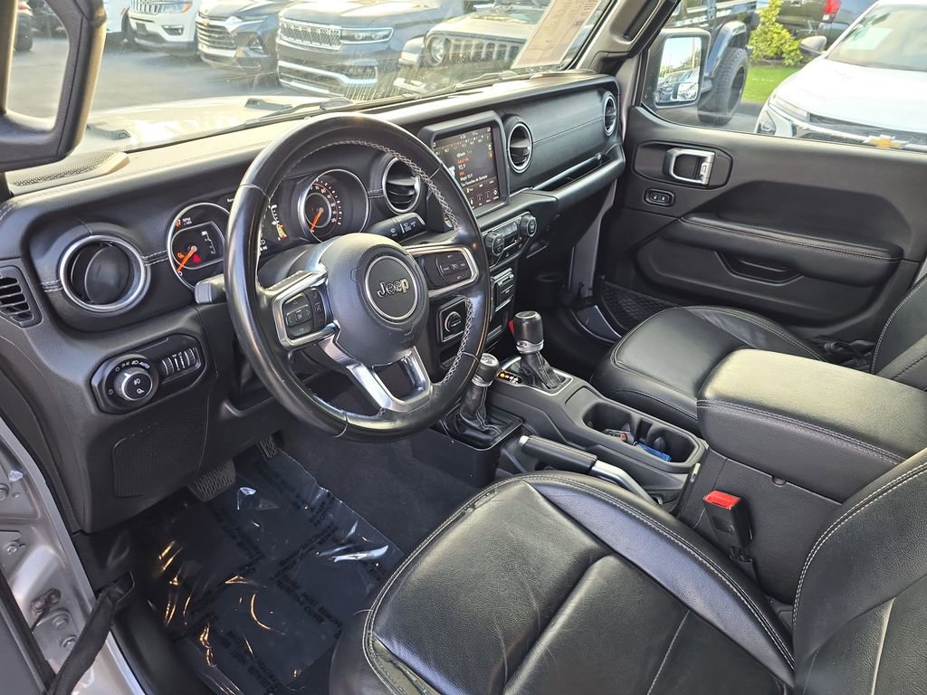 Used 2020 Jeep Gladiator Overland image 17