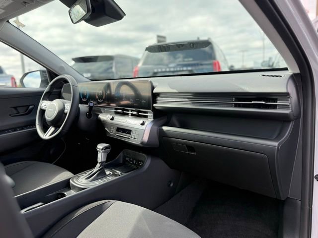 Used 2026 Hyundai Kona SEL Sport FWD image 18