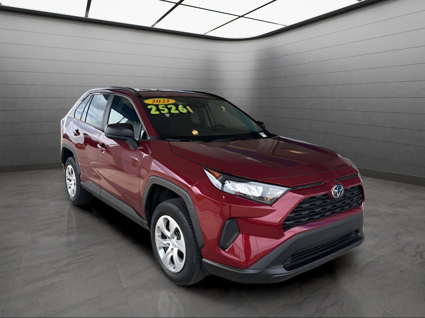 Used 2021 Toyota RAV4 LE image 15