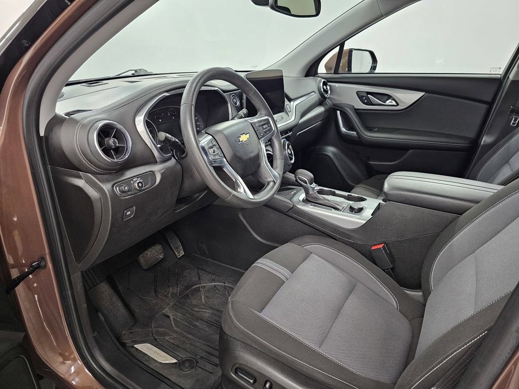 Used 2023 Chevrolet Blazer LT w/ Convenience Package FWD image 12