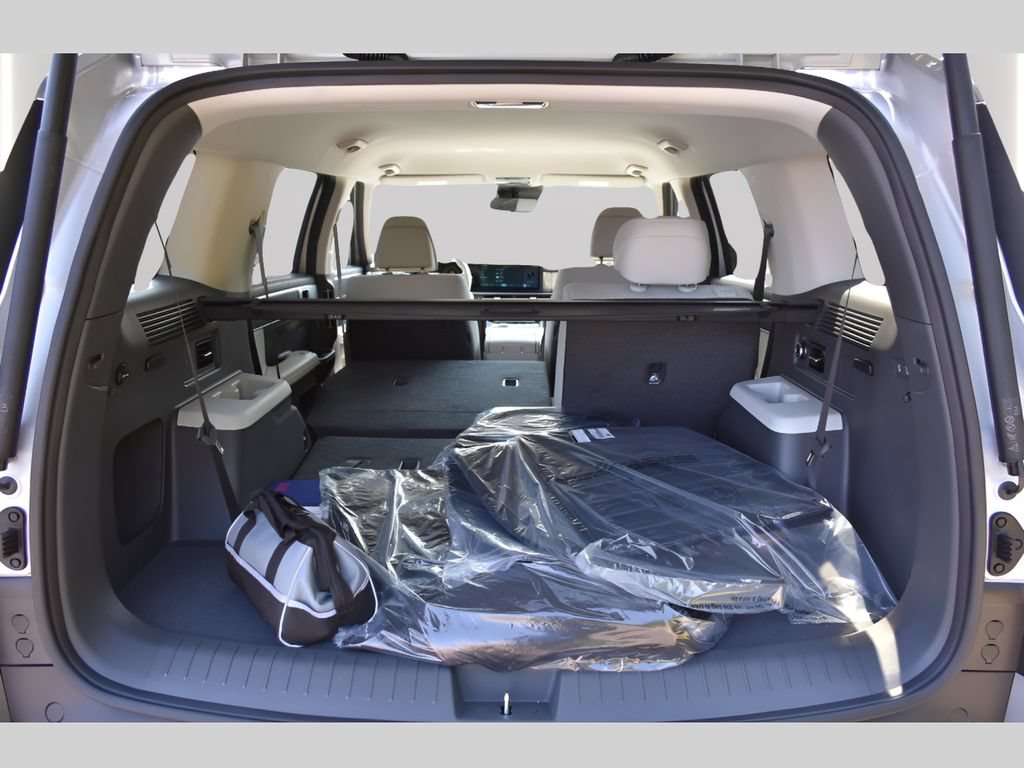 New 2026 Hyundai Santa Fe SEL FWD image 12