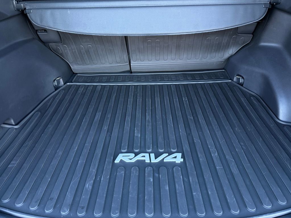 Used 2025 Toyota RAV4 XSE w/ Advanced Technology Package image 12