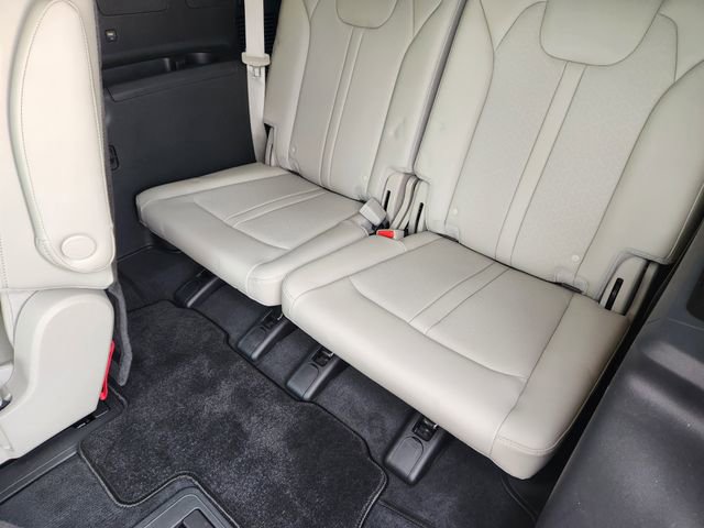 Certified 2023 Kia Sorento SX FWD image 32