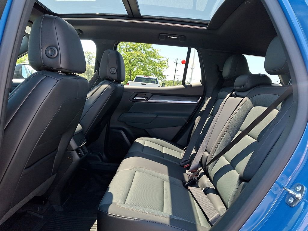New 2026 GMC Terrain AT4 w/ Convenience Package III AWD/4WD image 6
