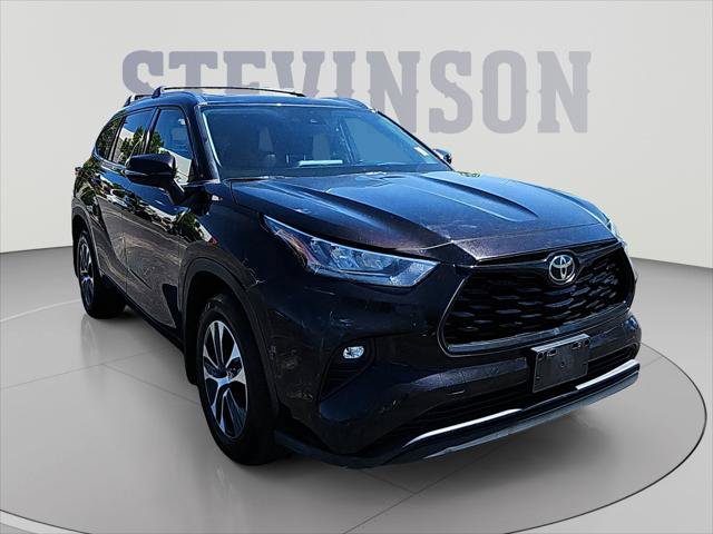 Certified 2020 Toyota Highlander XLE AWD/4WD image 7