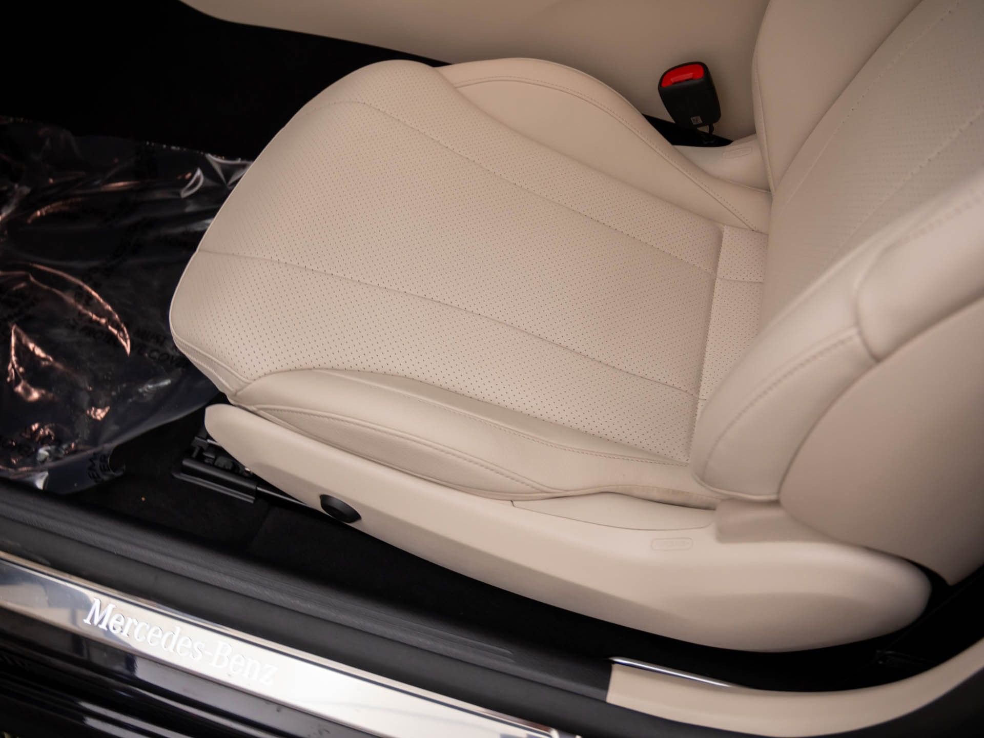 Certified 2024 Mercedes-Benz CLE 450 4MATIC Coupe image 15