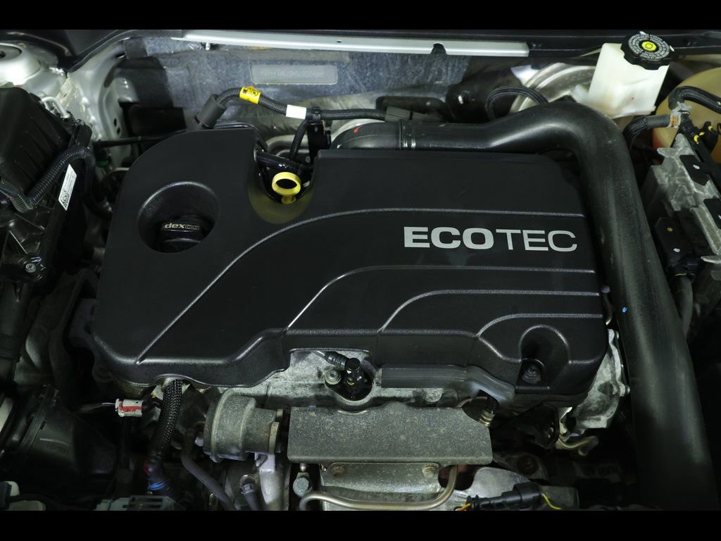 Used 2022 Chevrolet Equinox RS w/ Infotainment Package image 22