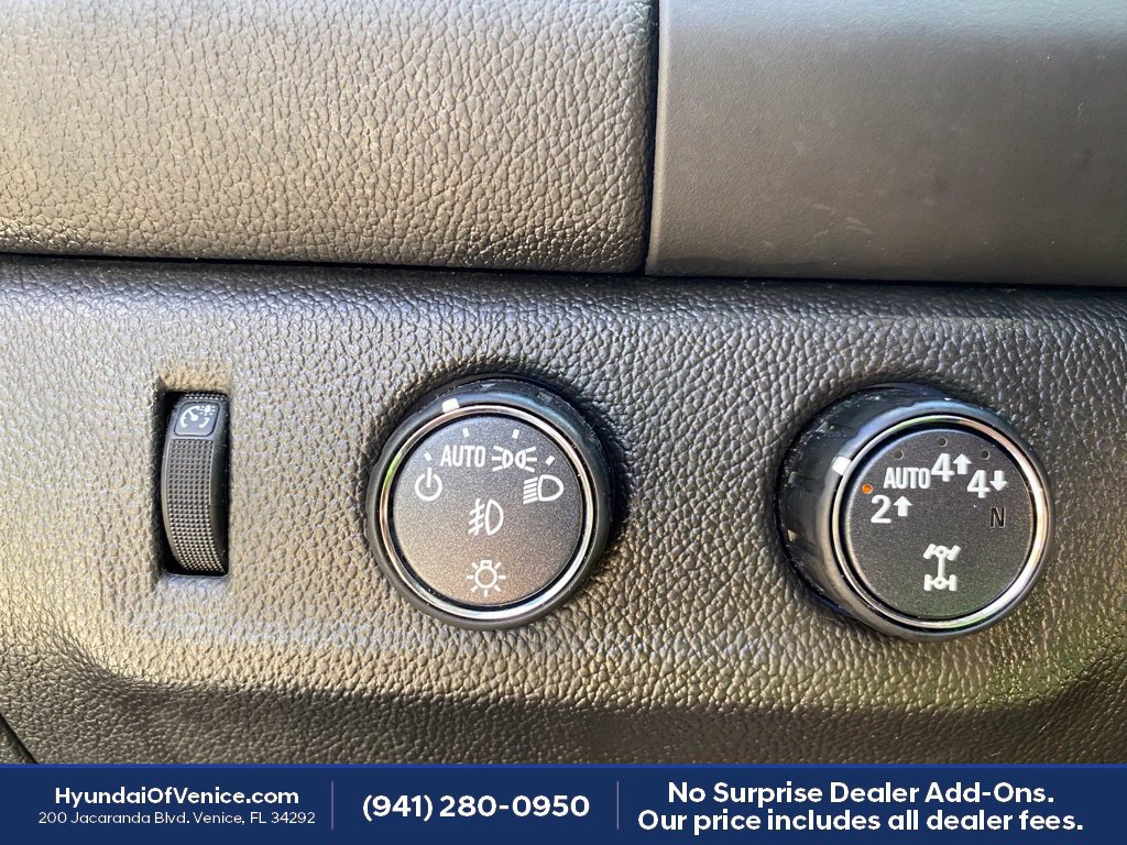 Used 2019 Chevrolet Colorado LT w/ LT Convenience Package AWD/4WD image 12