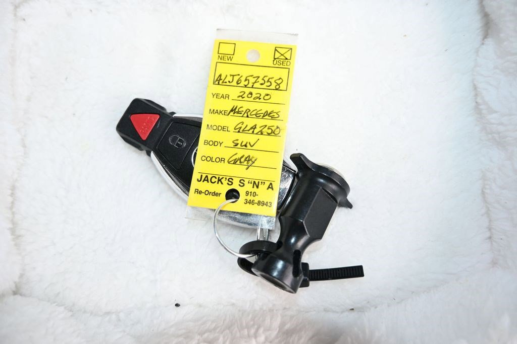 Used 2020 Mercedes-Benz GLA 250 4MATIC image 18