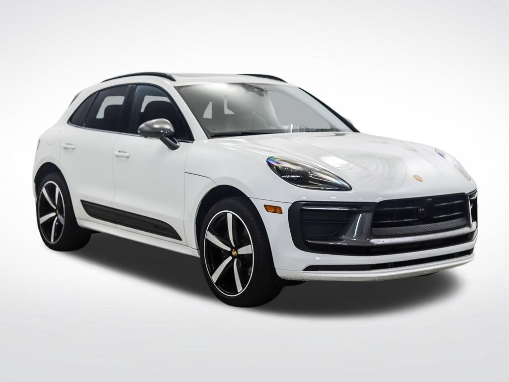 Used 2023 Porsche Macan AWD/4WD image 7