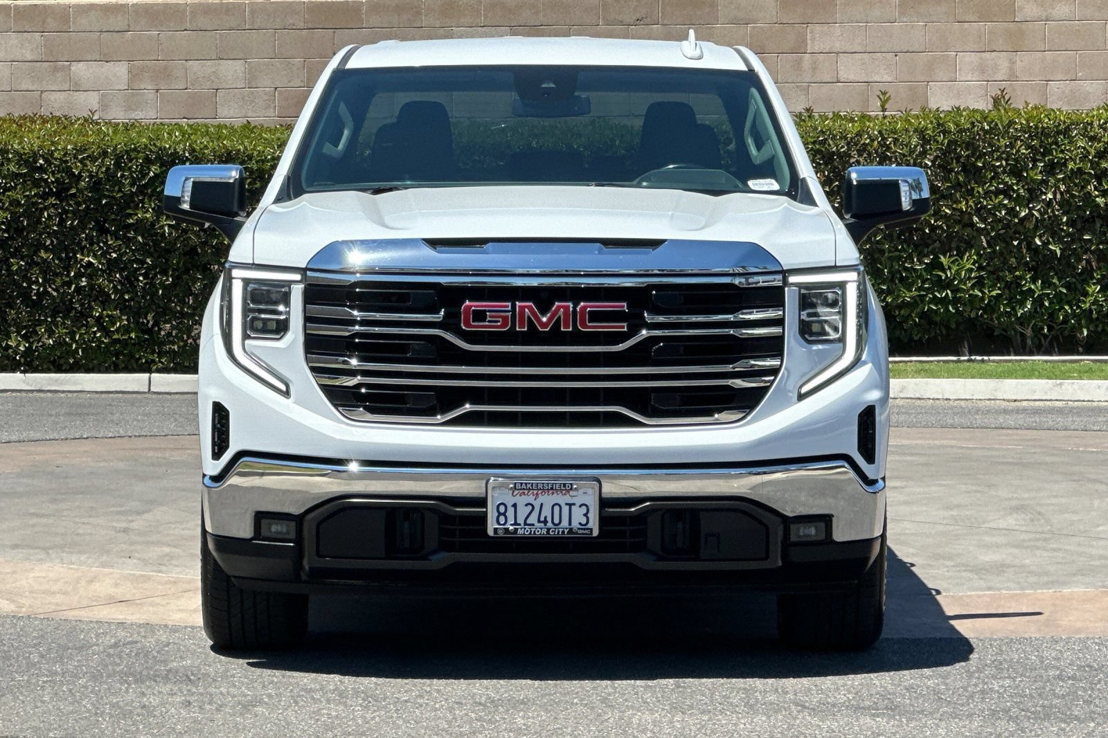 Certified 2023 GMC Sierra 1500 SLT w/ SLT Premium Package RWD image 9
