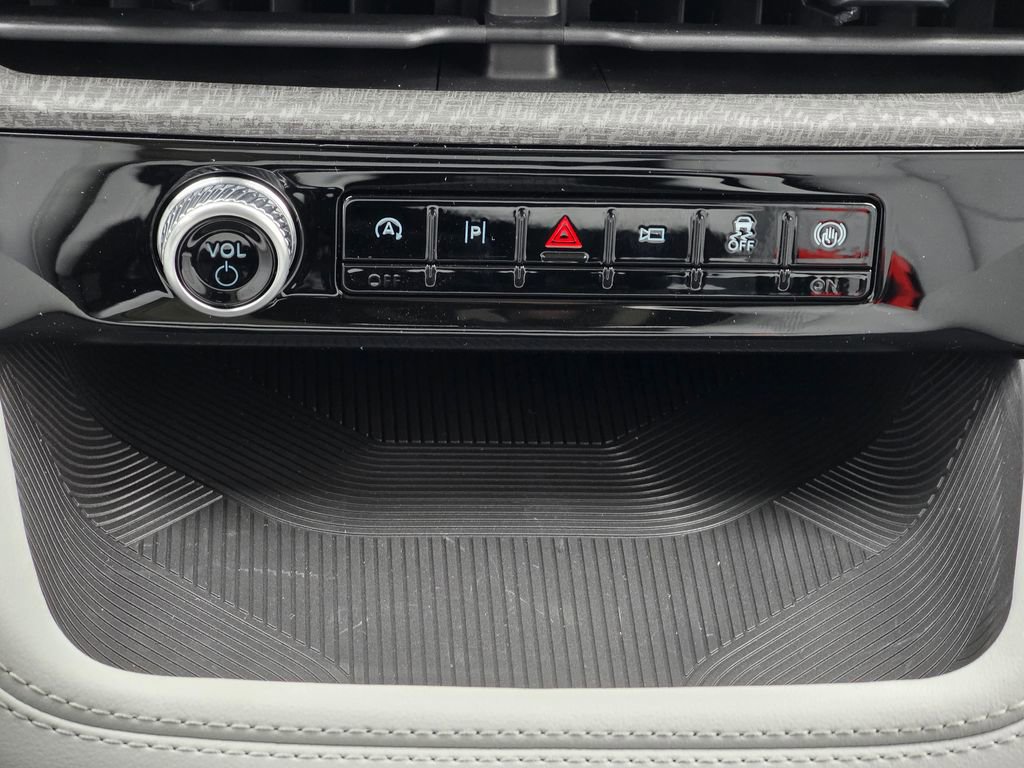 New 2026 Ford Explorer Platinum w/ LUX Leather Package image 22