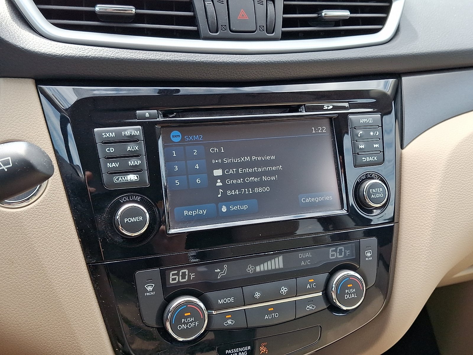 Used 2016 Nissan Rogue SV w/ SV Premium Package FWD image 19