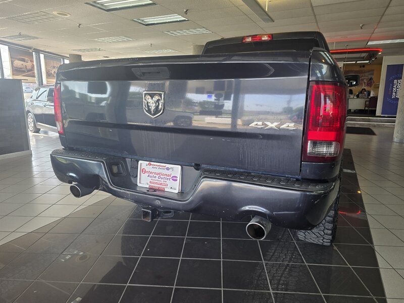 Used 2019 RAM 1500 Express w/ Express Value Package AWD/4WD image 5