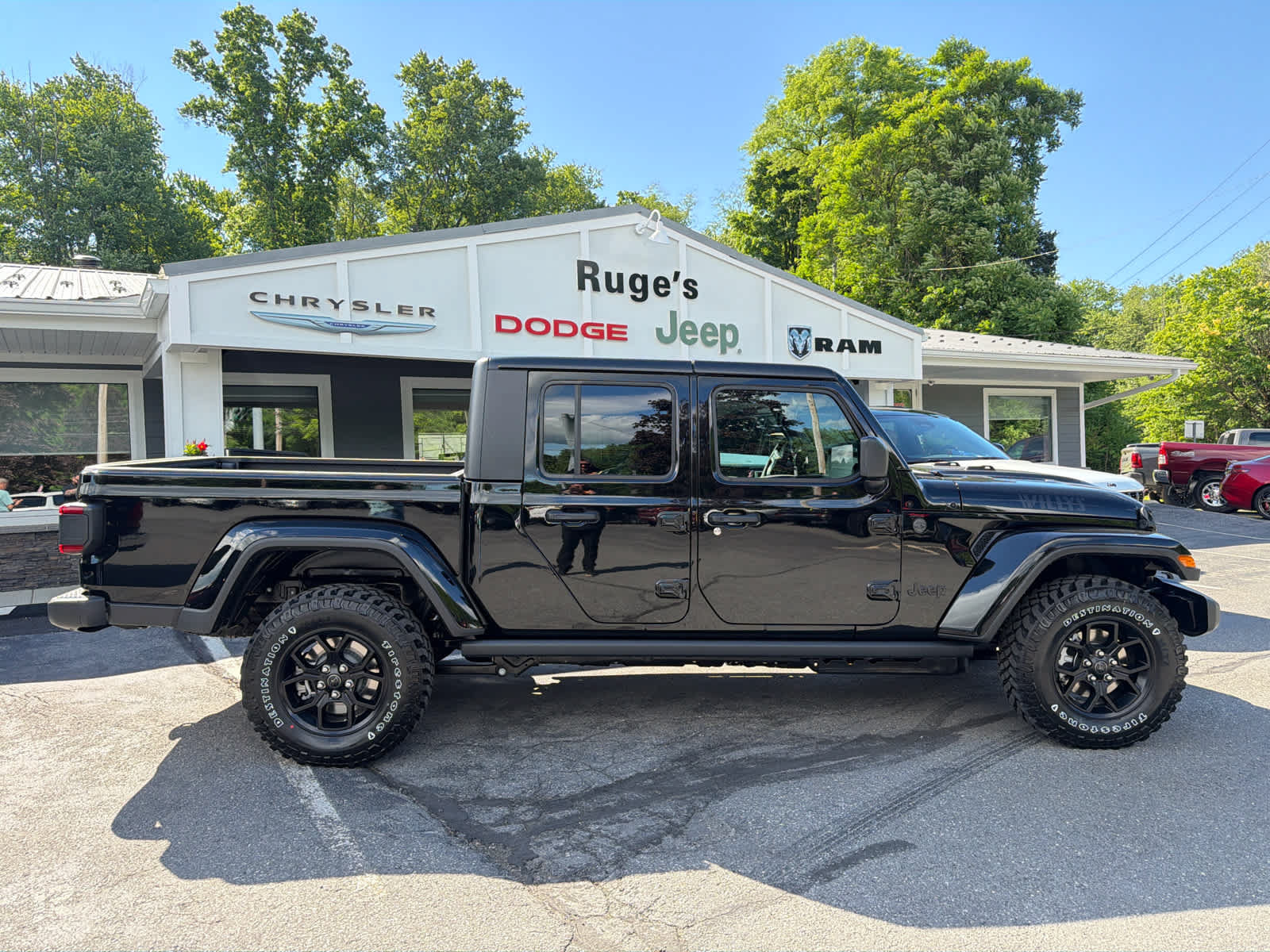 New 2026 Jeep Gladiator Sport AWD/4WD image 5