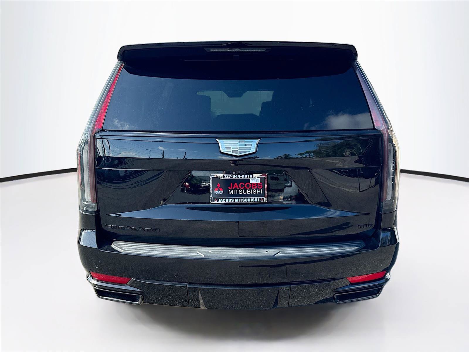 Used 2021 Cadillac Escalade Sport RWD image 4
