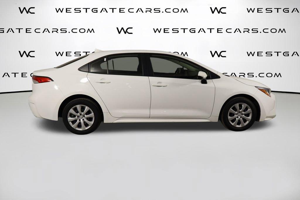 Used 2023 Toyota Corolla LE image 39