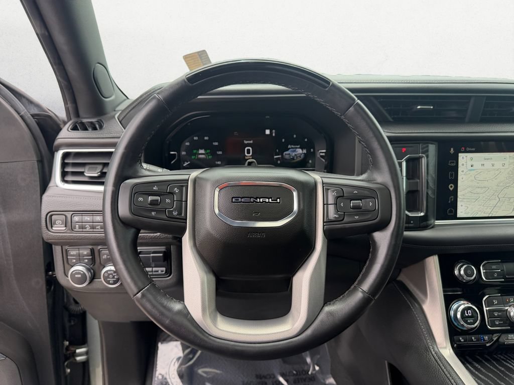 Used 2023 GMC Yukon Denali w/ Advanced Technology Package AWD/4WD image 12