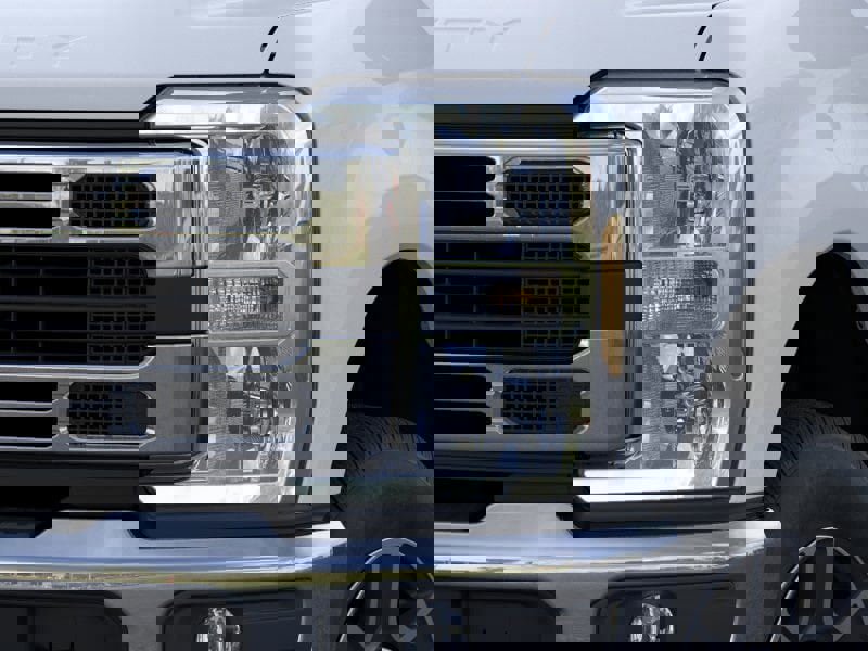 New 2025 Ford F250 XLT image 18