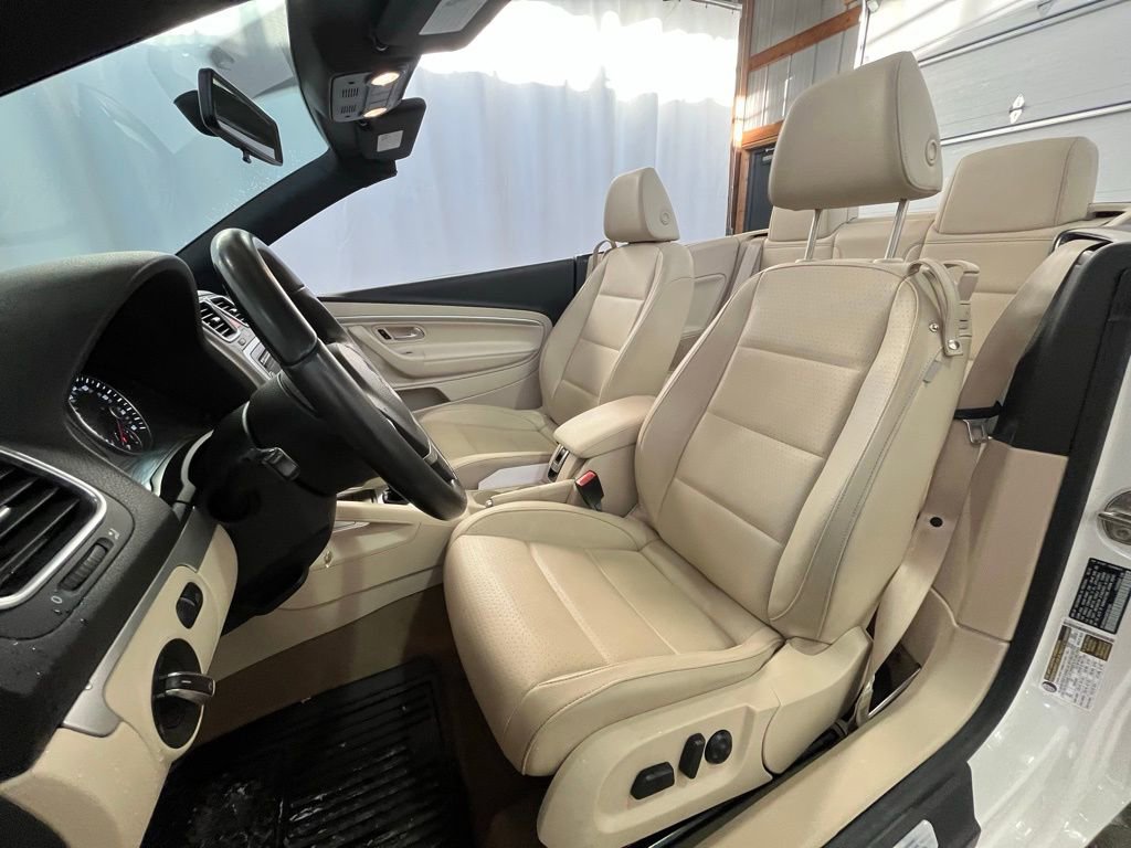 Used 2013 Volkswagen Eos Komfort image 18