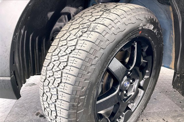 Used 2022 Subaru Outback Wilderness w/ Wilderness Package image 32