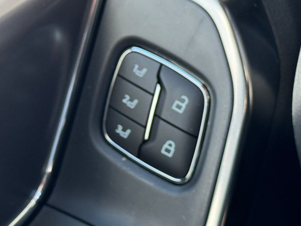 New 2025 Ford F150 Platinum w/ Equipment Group 702A High image 23